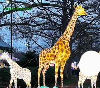 Очень большие садовые фонарики